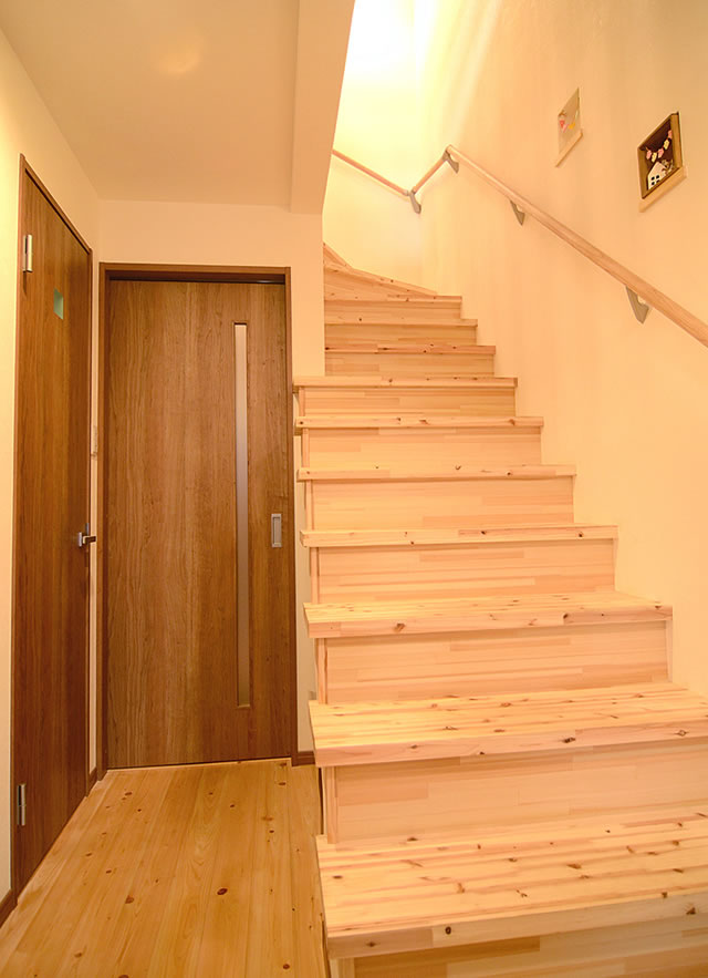 1階から階段
