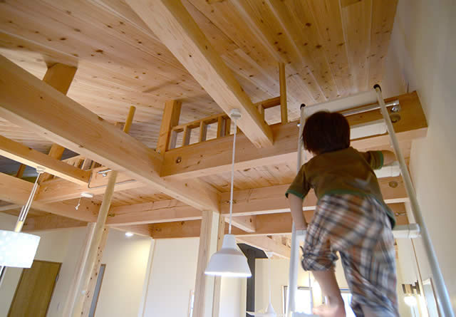 子供部屋にもなっているロフト